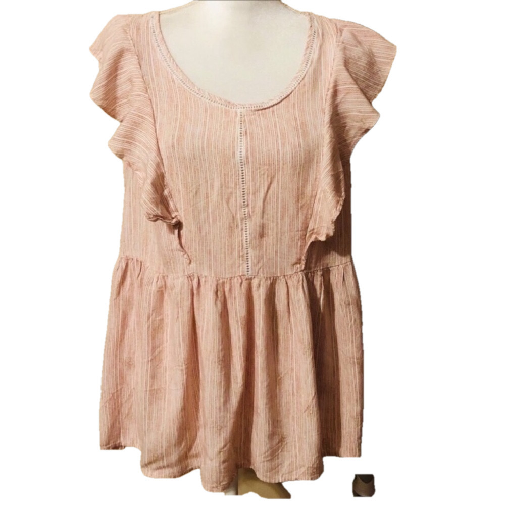 ⭐️ 3 For $15  LC Lauren Conrad Blouse